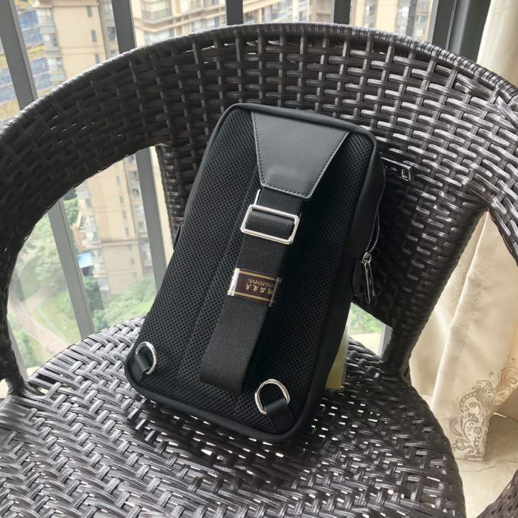 Picture of Fendi Mens Bags _SKUfw237523816fw